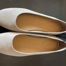 New Women Universal Thread Taupe Blanca Flats